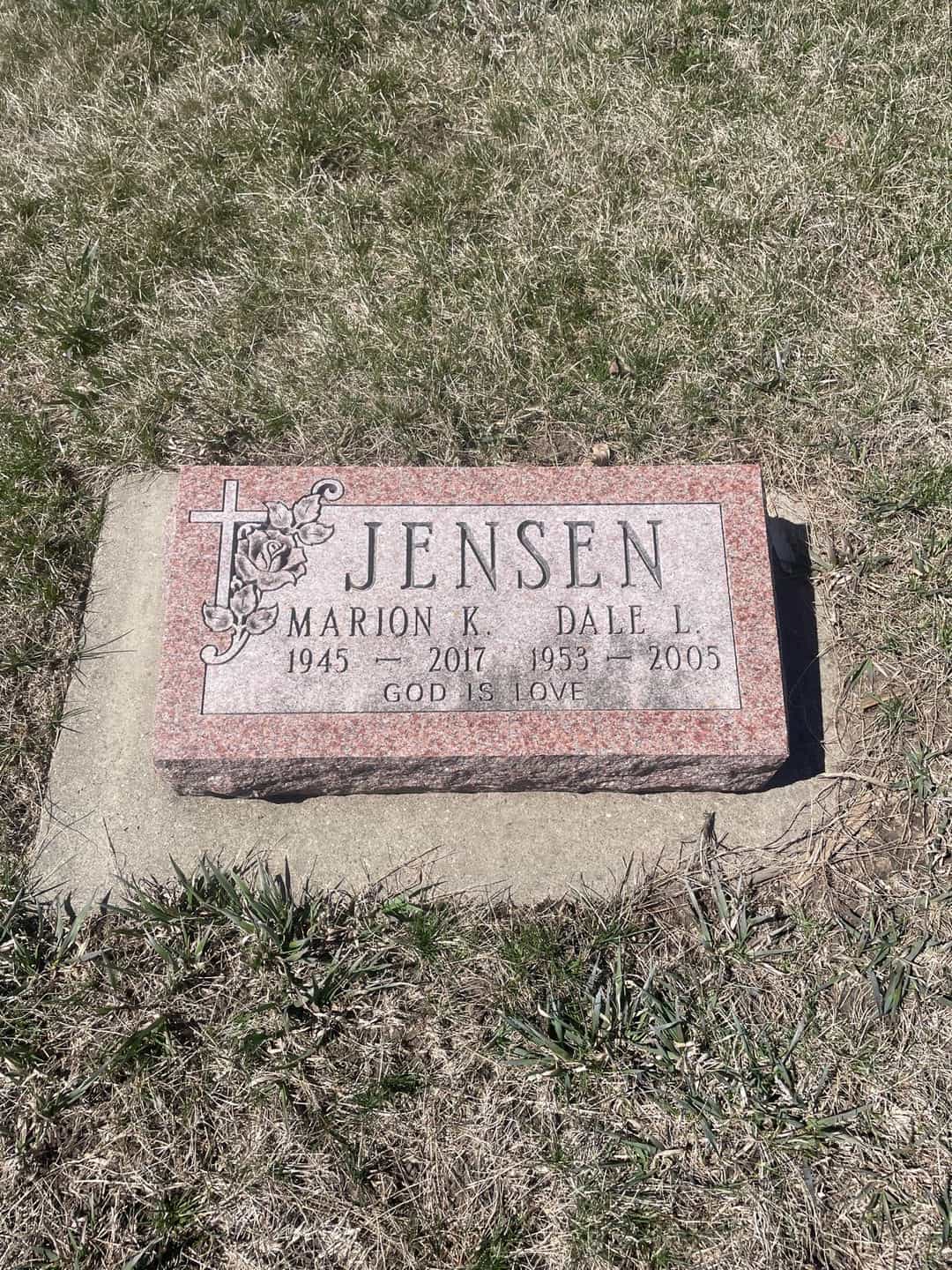 Marion K. Jensen's grave. Photo 2