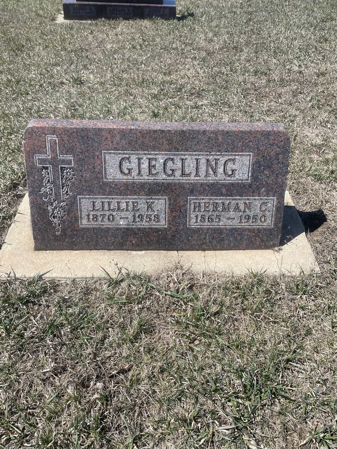Gottlieb Carl Herman Giegling's grave. Photo 1