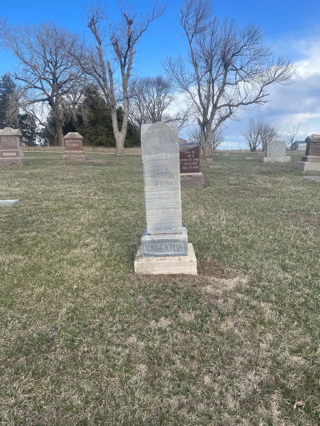 Abraham VanEaton's grave. Photo 1