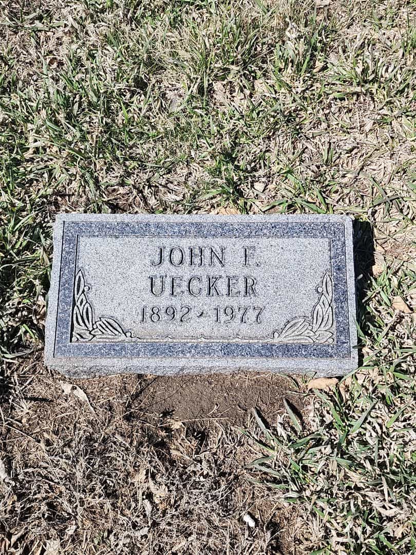 John F. Uecker's grave. Photo 3