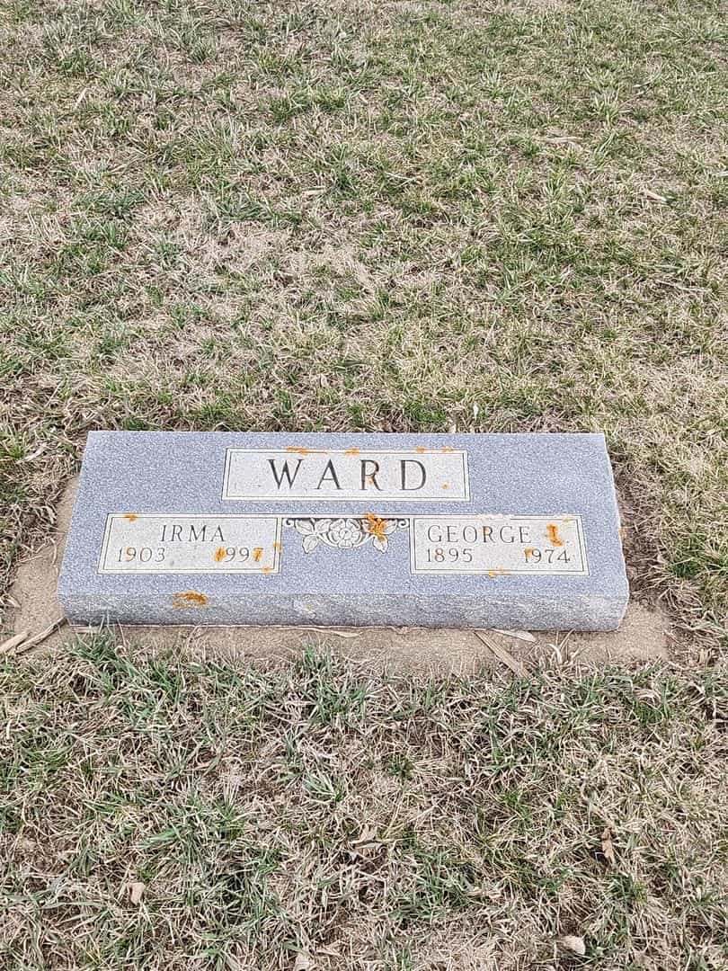 Irma Mahanna Ward's grave. Photo 1