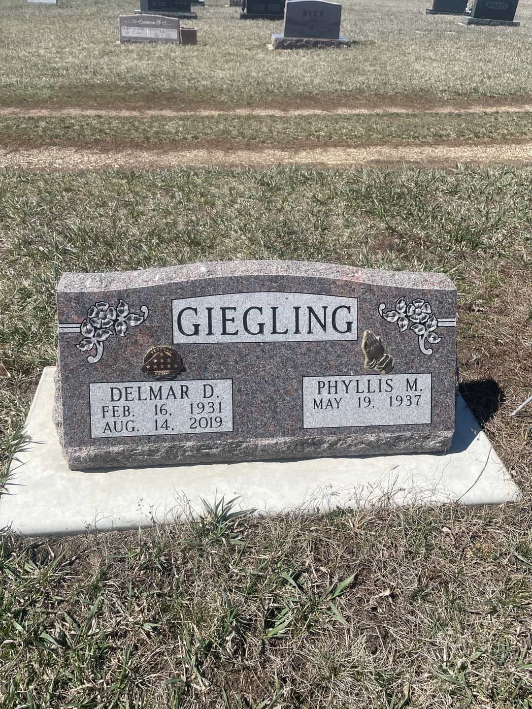 Delmar D. Giegling's grave. Photo 1