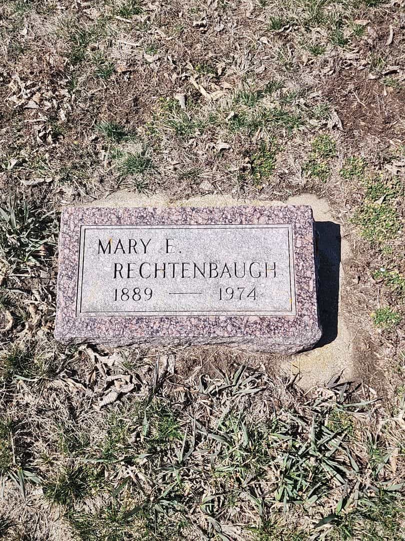 Mary E. Rechtenbaugh's grave. Photo 3