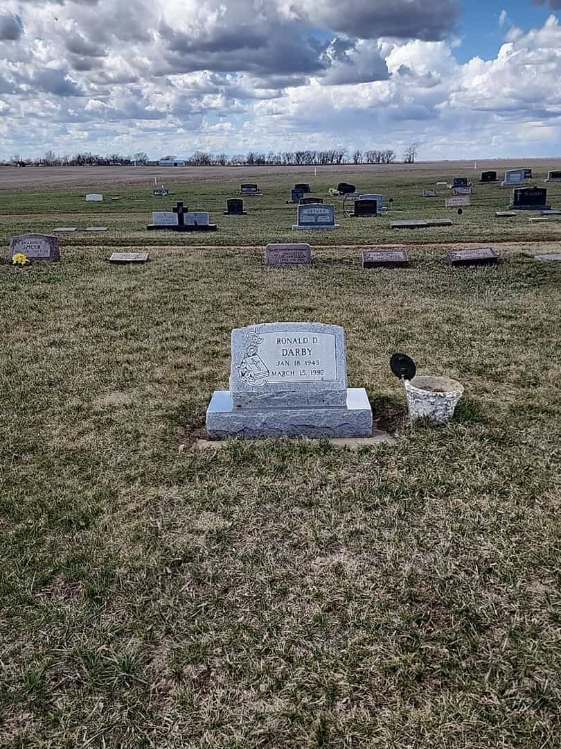 Ronald D. Darby's grave. Photo 2