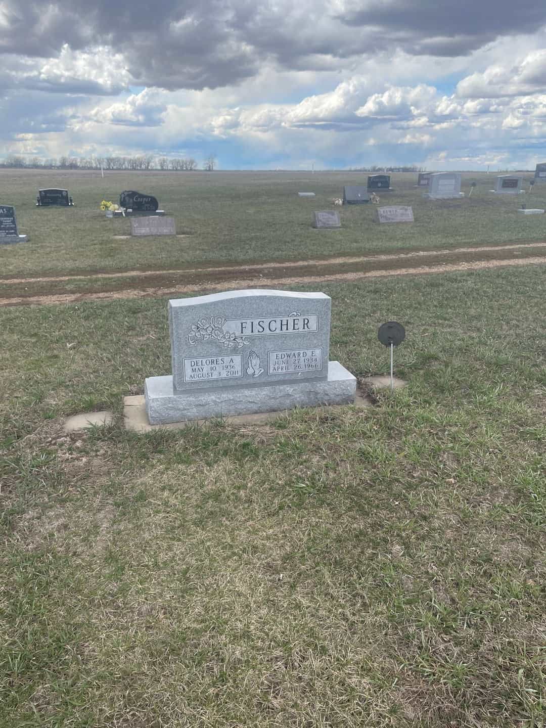 Edward E. Fischer's grave. Photo 2