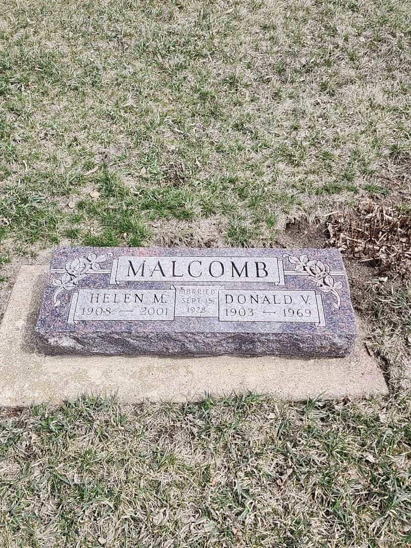 Helen M. Malcomb's grave. Photo 1