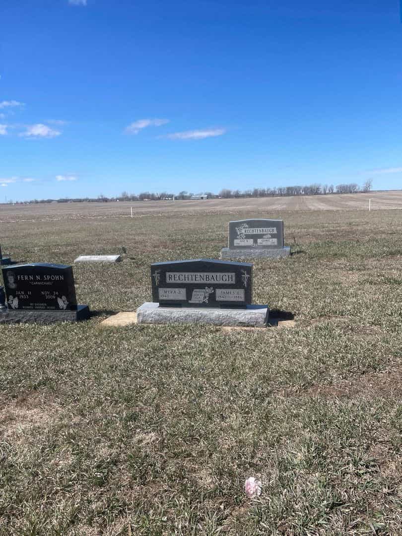 James E. Rechtenbaugh's grave. Photo 2