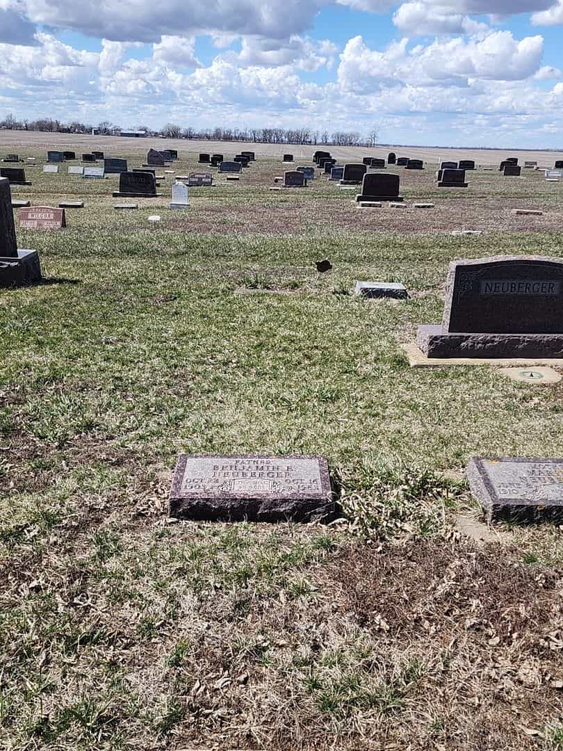 Benjamin E. "Ben" Neuberger's grave. Photo 2