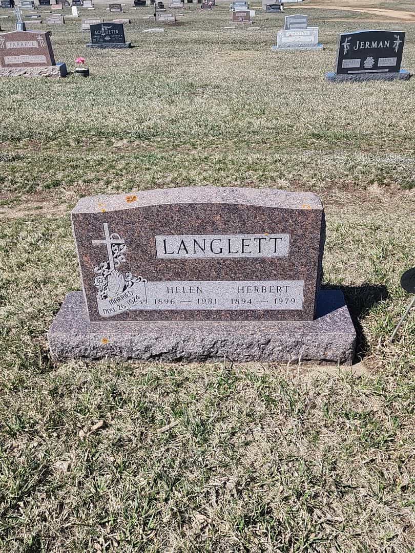 Herbert Langlett's grave. Photo 1