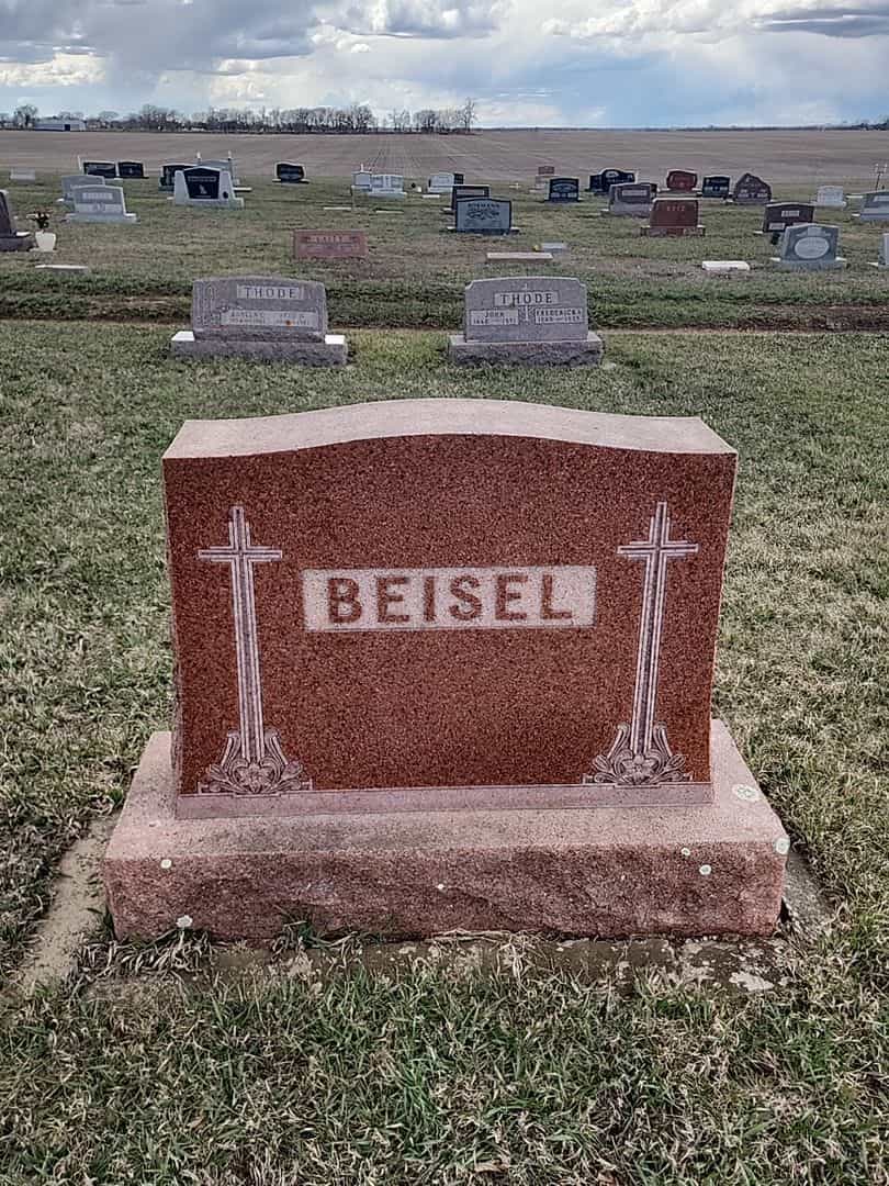 Caroline Eva Kleuber Beisel's grave. Photo 1
