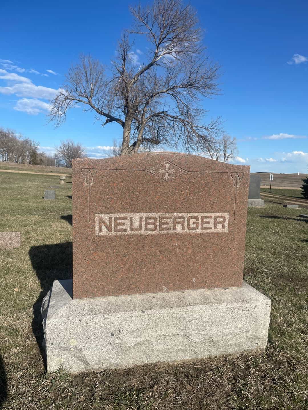 John Neuberger's grave. Photo 1