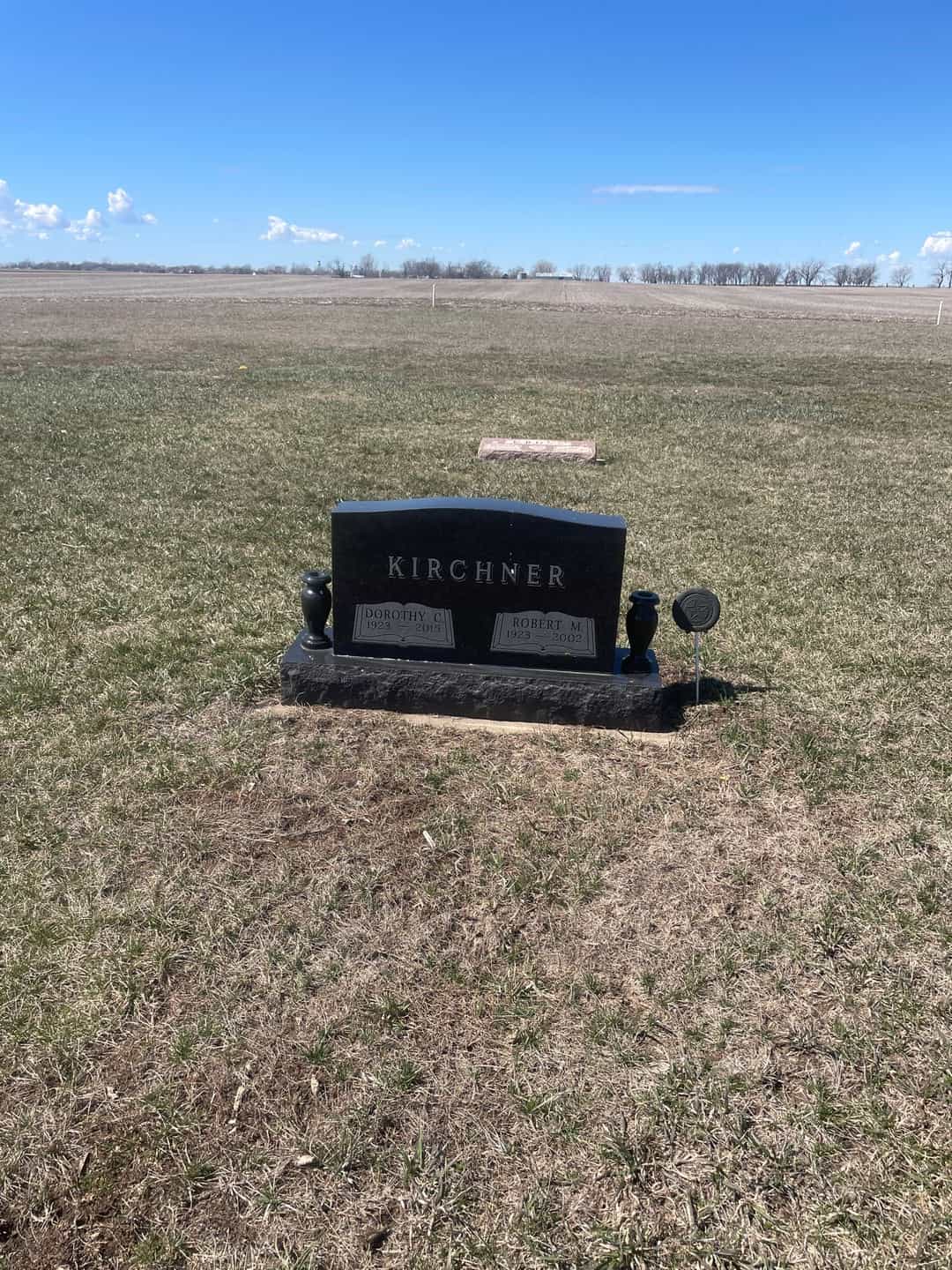 Dorothy C. Kirchner's grave. Photo 1