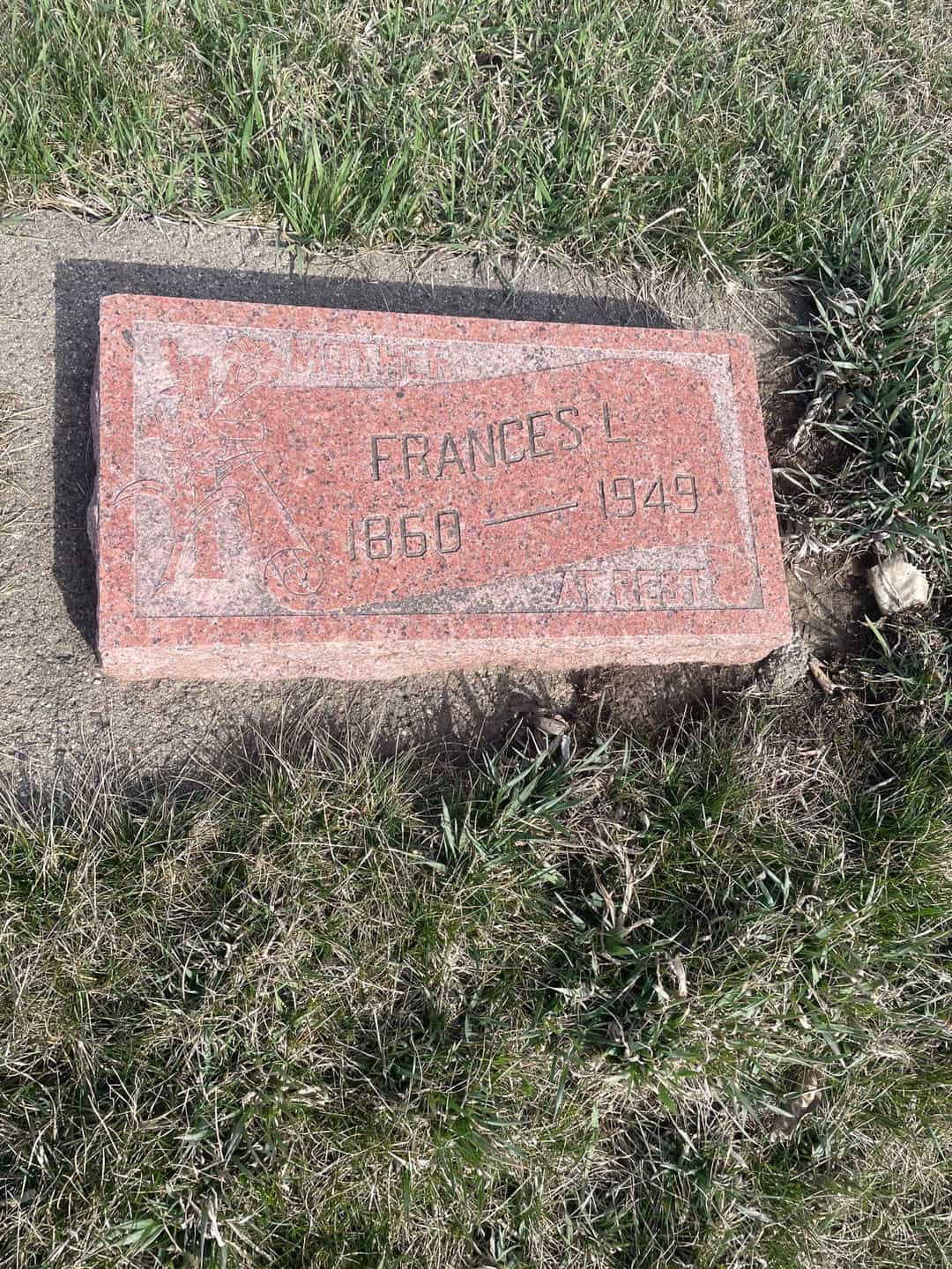 Frances L. Scarlett's grave. Photo 3