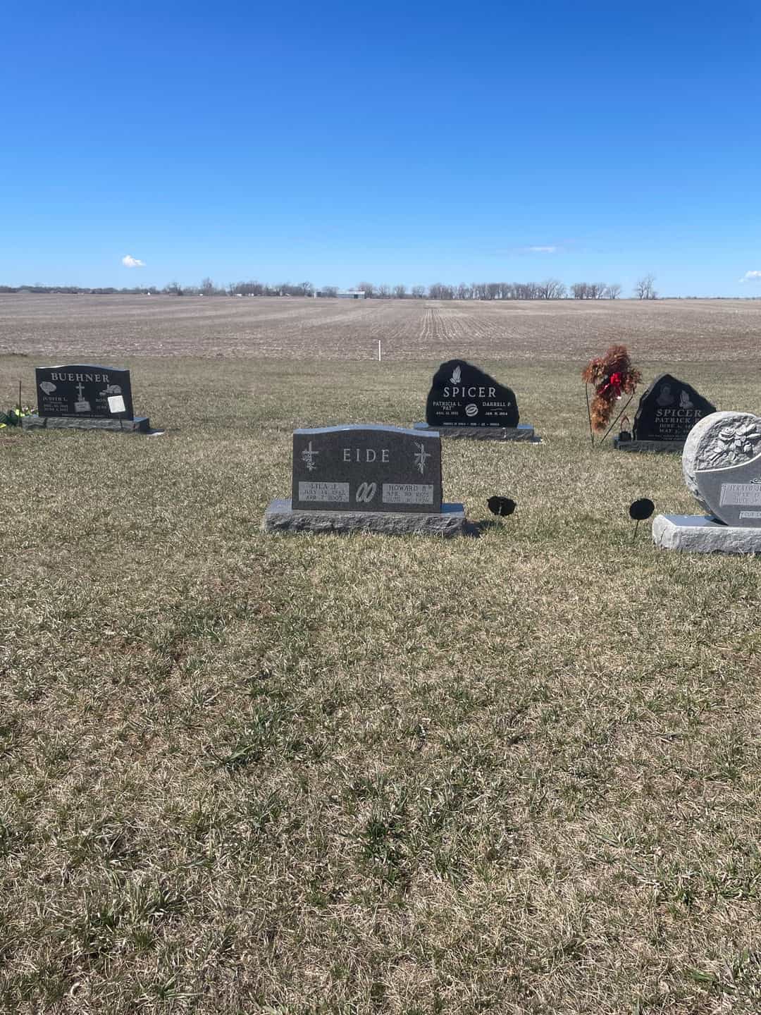 Howard R. Eide's grave. Photo 2