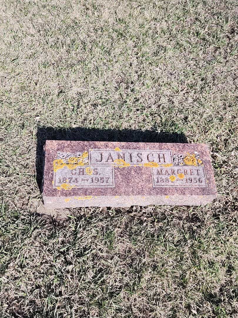Charles "Chas" Janisch's grave. Photo 1