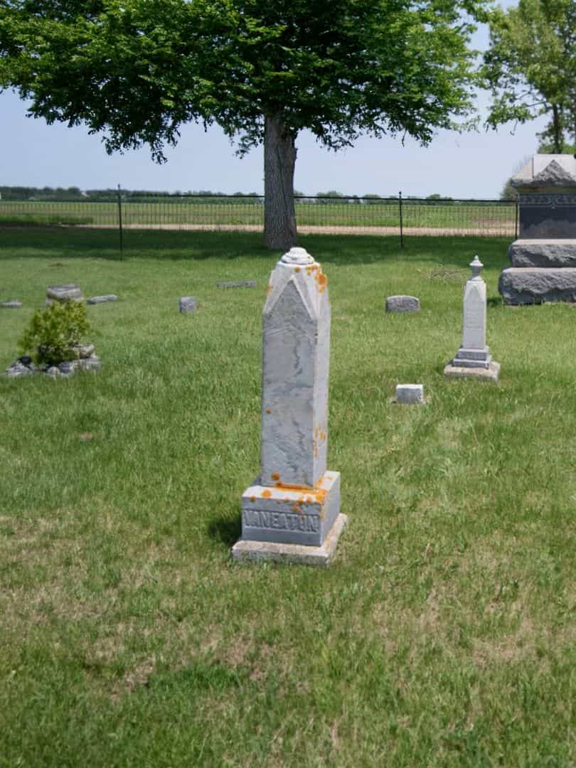 Sylvia M. VanEaton's grave. Photo 2
