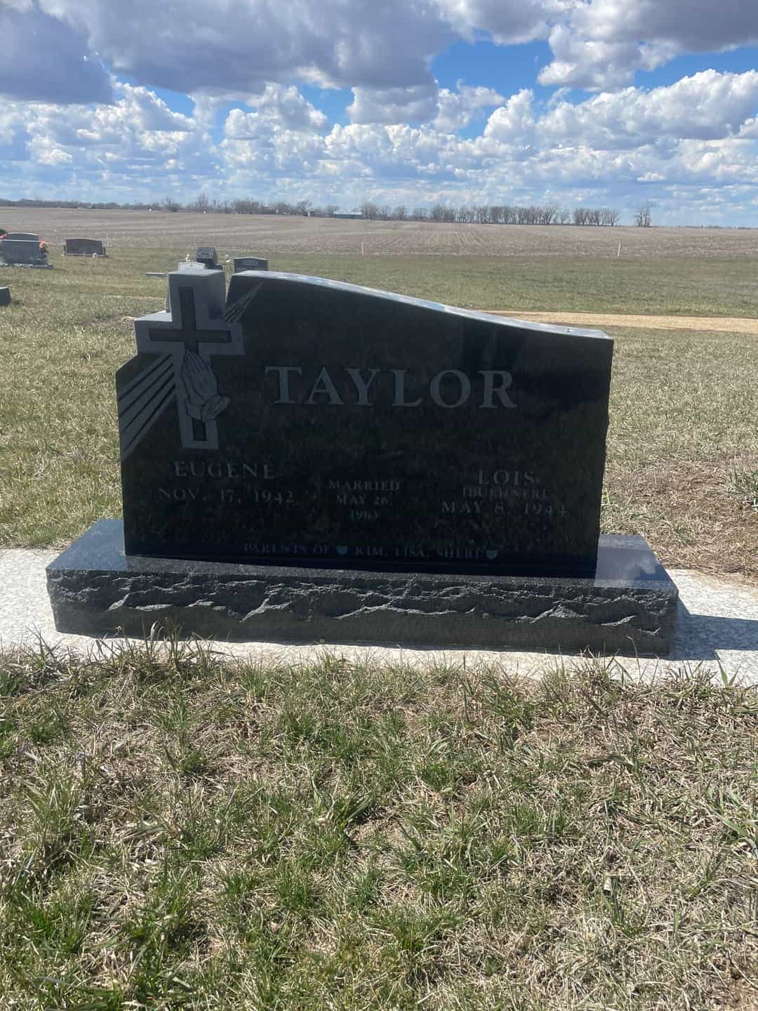 Eugene Taylor's grave. Photo 1