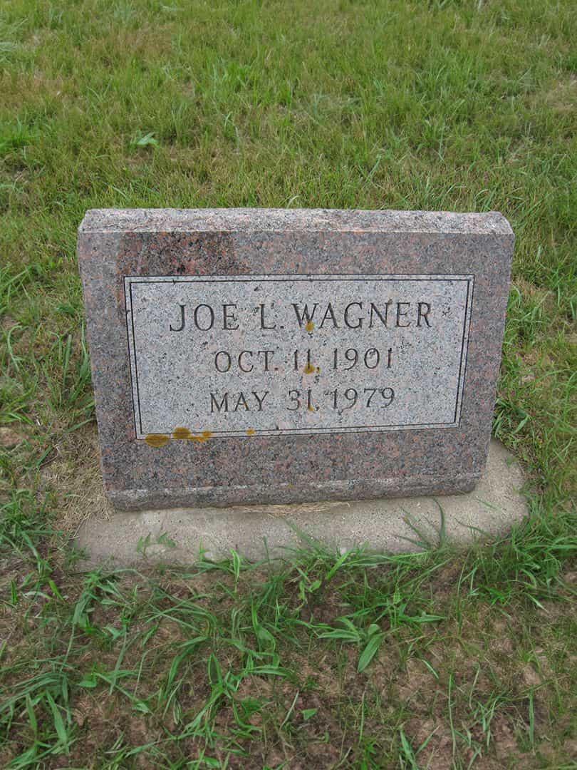 Joe L. Wagner's grave. Photo 3