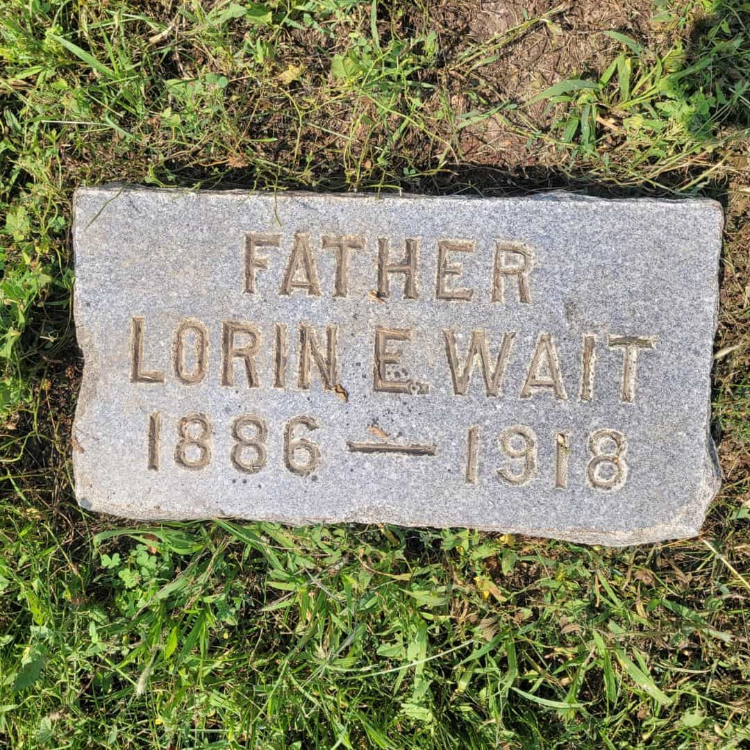 Lorin E Wait's grave