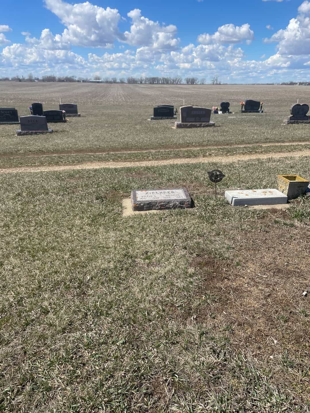 Dennis Kirchner's grave. Photo 2