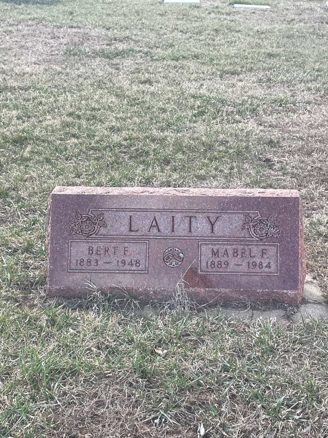Bert F. Laity's grave. Photo 1