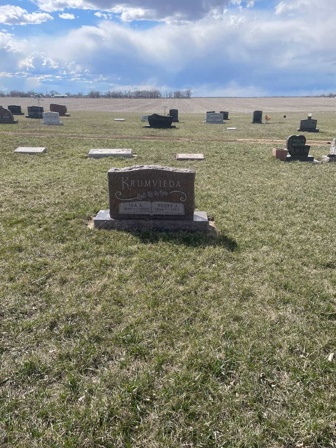 Ida Ann VanWoert Krumvieda's grave. Photo 2