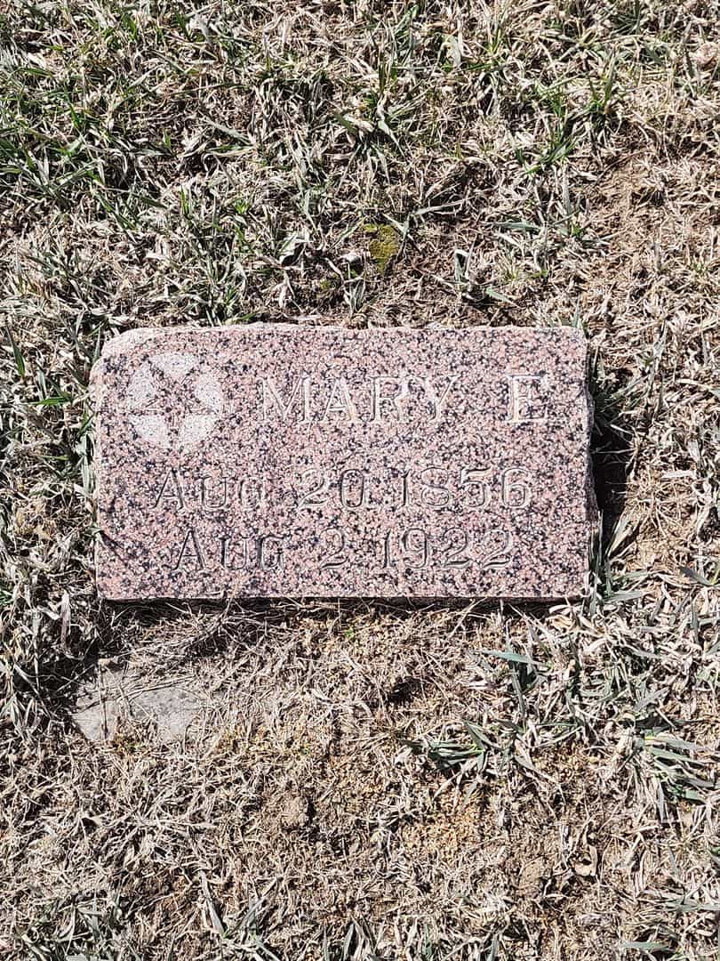 Mary E. Beaner's grave. Photo 3