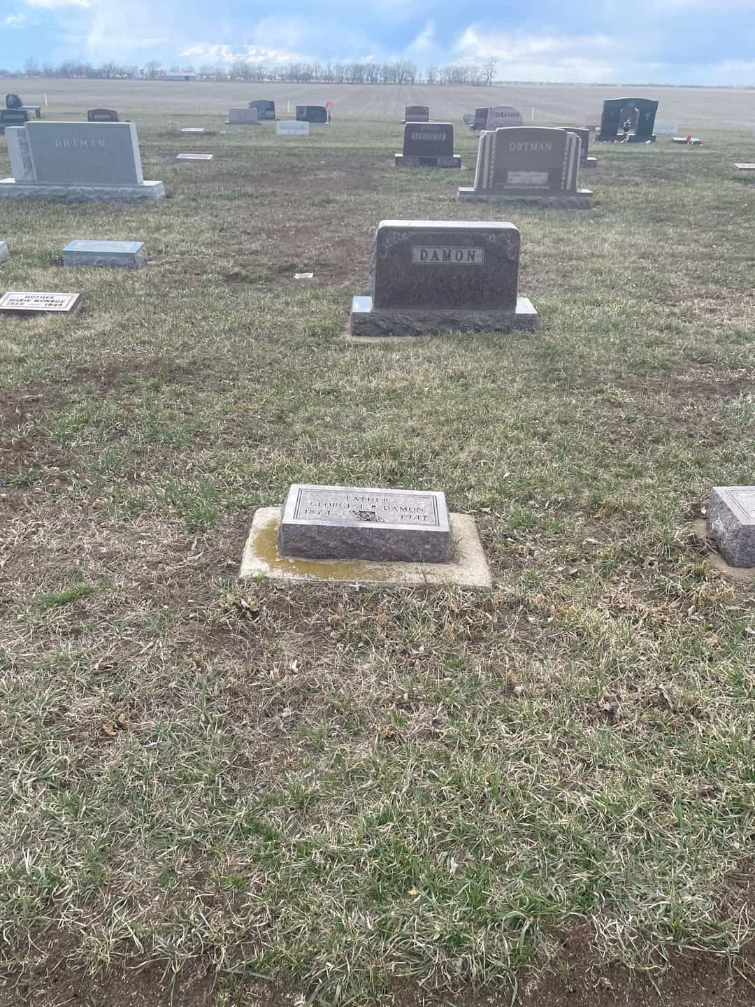 George L. P. Damon's grave. Photo 2