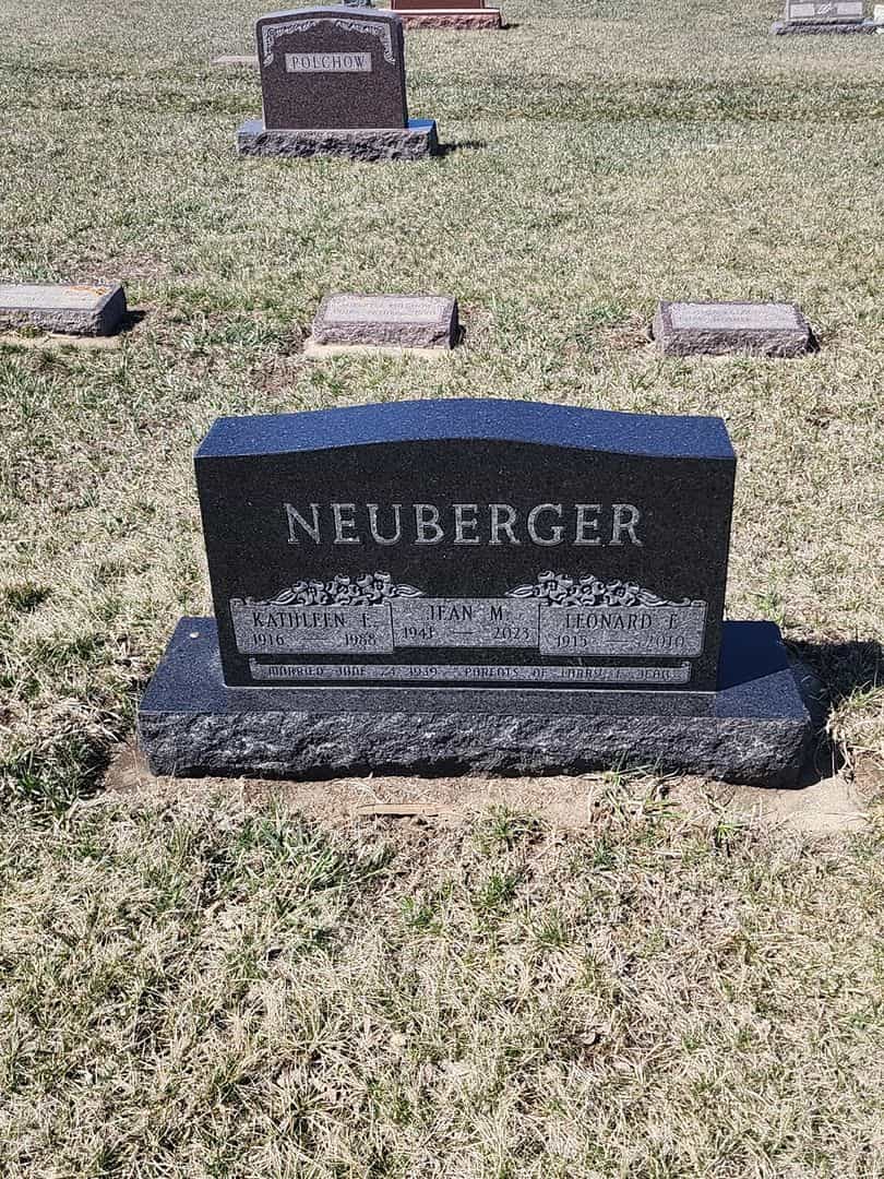 Jean M. Neuberger's grave. Photo 3