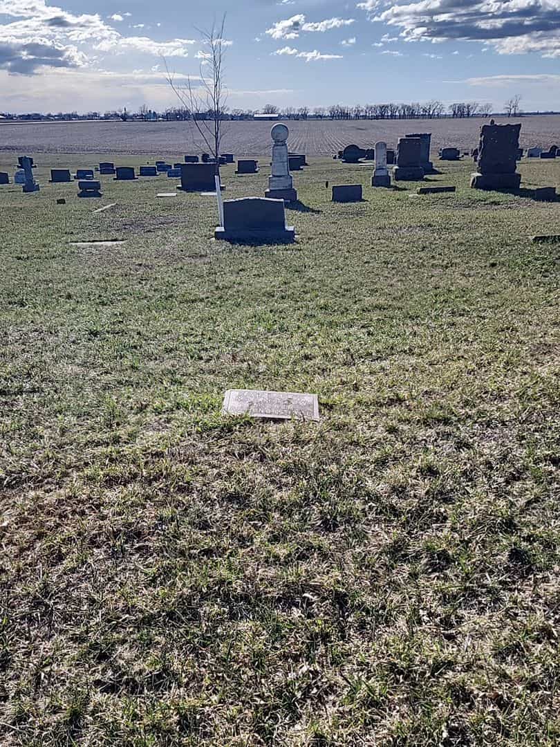 Katherine "Kate" Fischer's grave. Photo 2