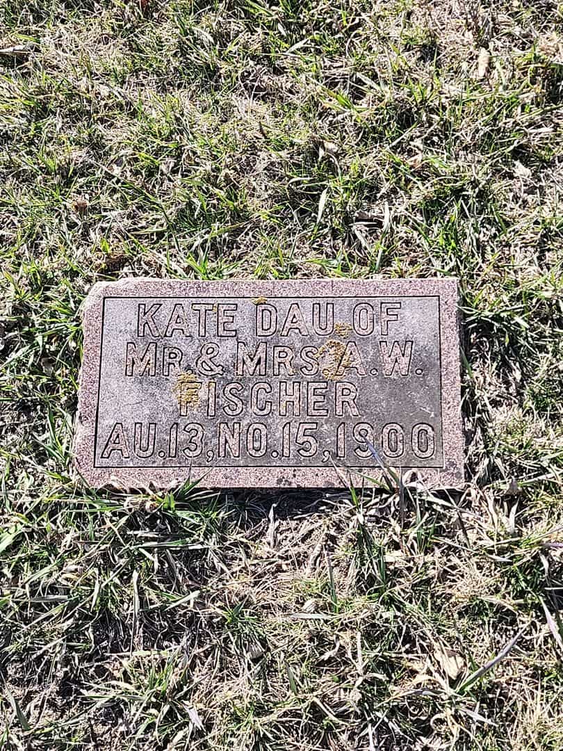 Katherine "Kate" Fischer's grave. Photo 1