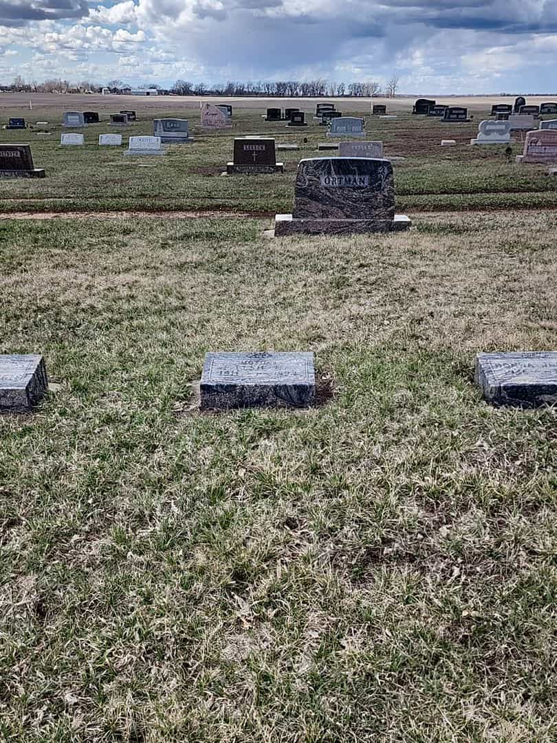 Elsie N. Ortman's grave. Photo 2