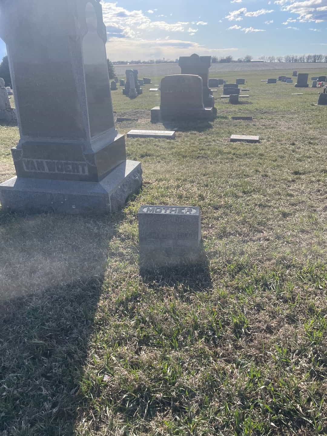 Maria Jerusha Nourse Van Woert's grave. Photo 2