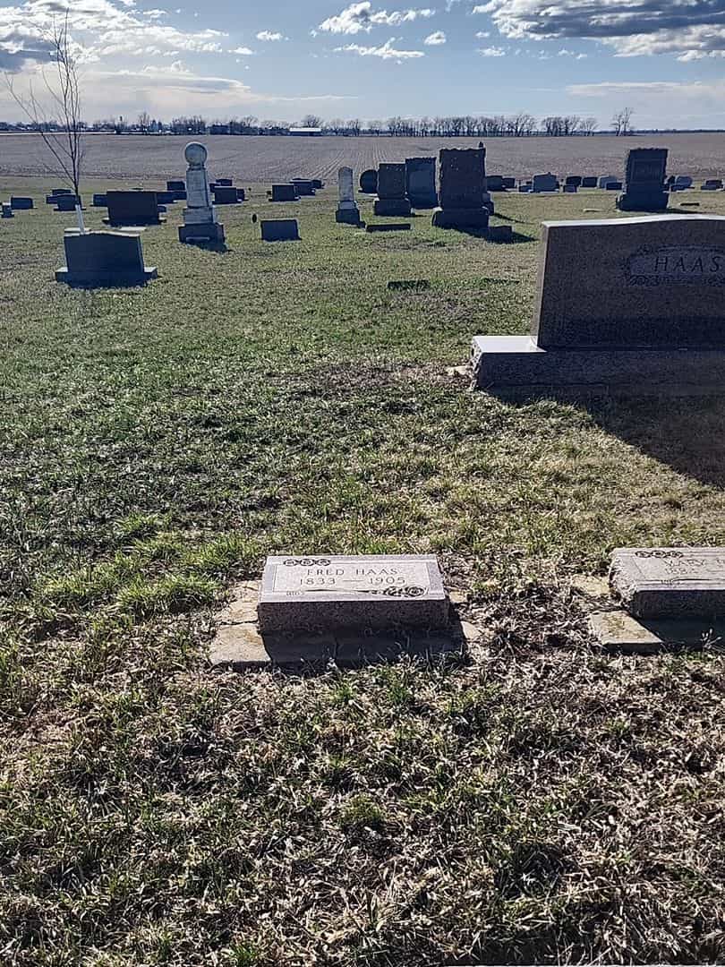 Fred Haas's grave. Photo 2