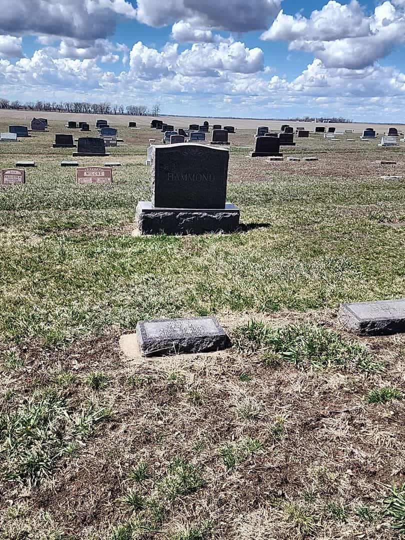 May M. Hackett Hammond's grave. Photo 2