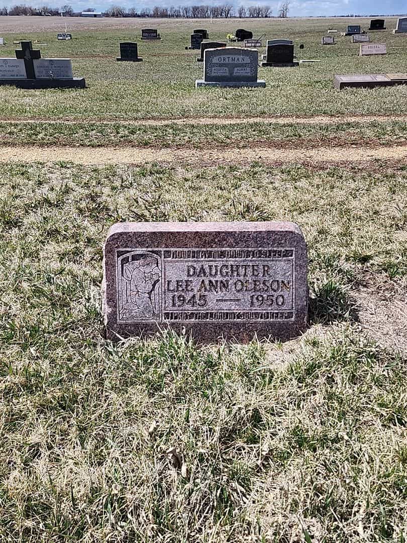 Lee Ann Oleson's grave. Photo 1