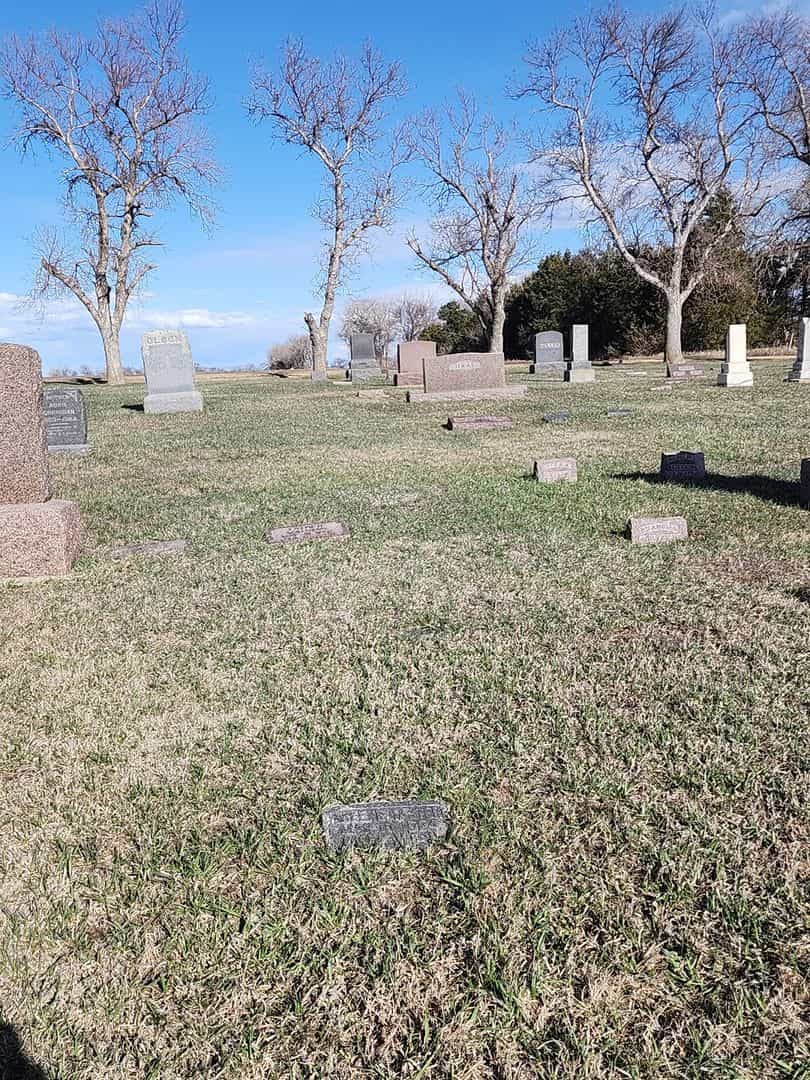 Arlene Kaster's grave. Photo 2