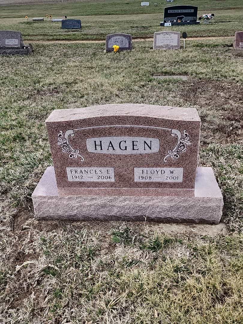 Floyd W. Hagen's grave. Photo 1