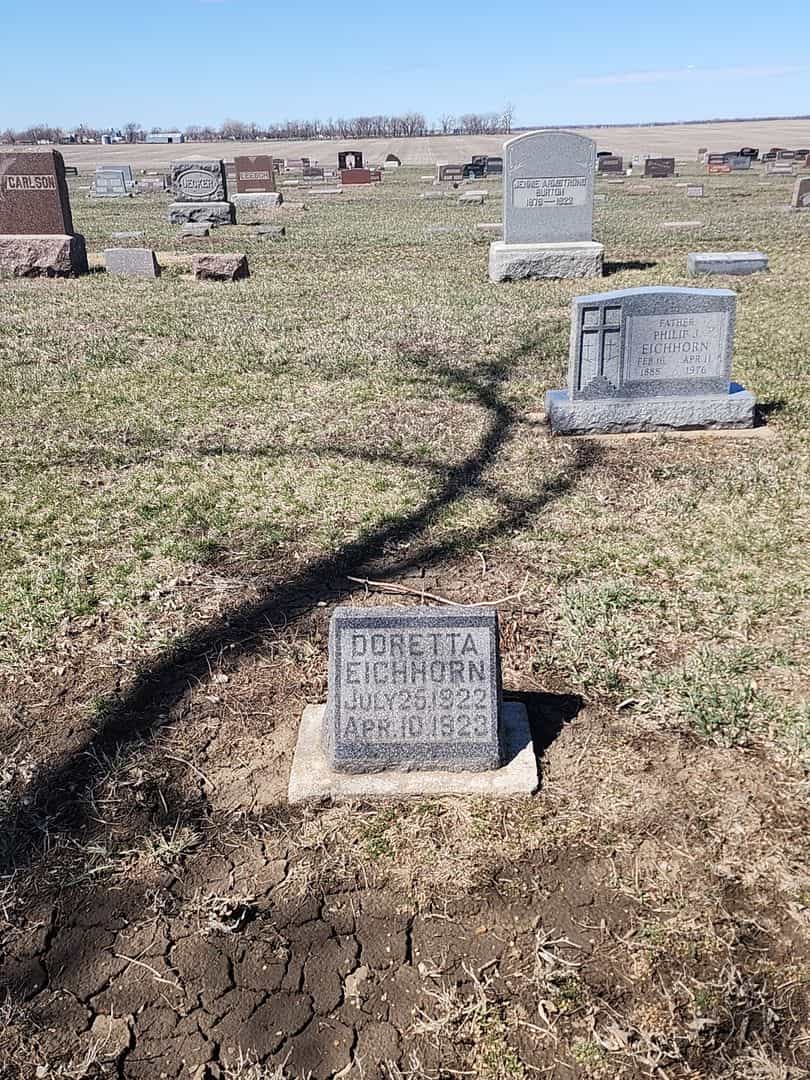 Doretta Phyllis Eichhorn's grave. Photo 2