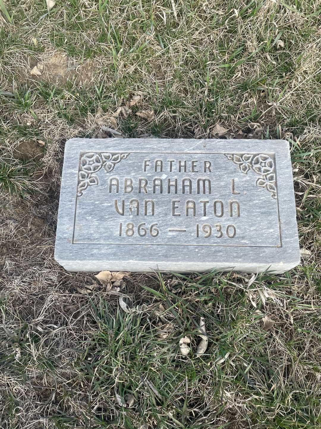 Abraham Lincoln VanEaton's grave. Photo 2